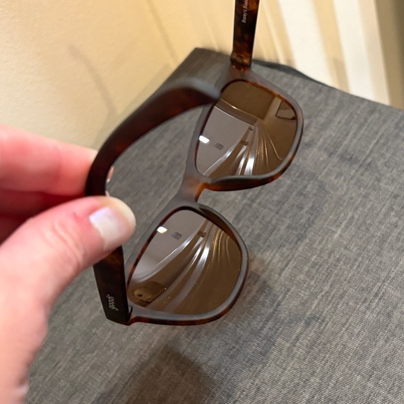 Goodr OG in Bosley’s Basset Hound Dreams - Picture 12 of 12